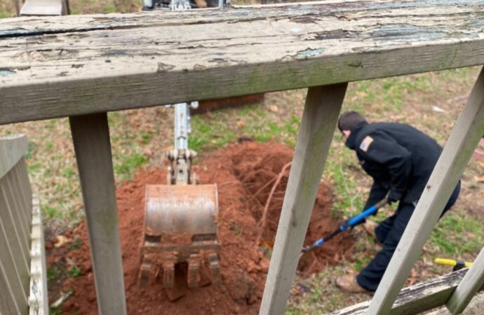 Corpus Christi TX Septic Tank Pumping, Installation, & Repairs Home Page Image-We offer Septic Service & Repairs, Septic Tank Installations, Septic Tank Cleaning, Commercial, Septic System, Drain Cleaning, Line Snaking, Portable Toilet, Grease Trap Pumping & Cleaning, Septic Tank Pumping, Sewage Pump, Sewer Line Repair, Septic Tank Replacement, Septic Maintenance, Sewer Line Replacement, Porta Potty Rentals, and more.